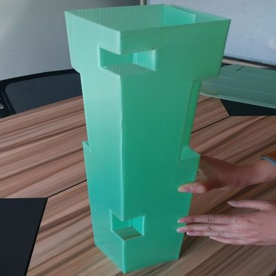 Wodoodporne plastikowe osłony pnia drzewa Corflute Tree Guard Triangle