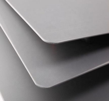 Szara podkładka do butelek Coroplast o grubości 5 mm 1200 * 1000 mm PP z tektury falistej
