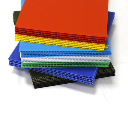 1,5-12 mm Coroplast PP Hollow Sheet Polipropylen Hollow Board do farb Atramenty
