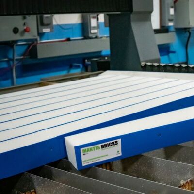 Wysokiej gęstości cegły do cięcia wodorysem do maszyn do ścierania wodorysem, trwałe cegły do zbiornika do łapania wodorysem, cegły odporne na zużycie do ochrony stołu do cięcia wodorysem i absorpcji uderzeń ścierających